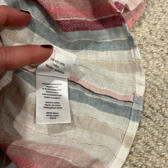 Rails - Linen Button Up - Picture 4 of 6